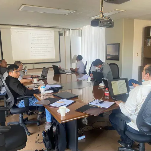 Equipo de iT Power Systems, foto 6 de 42